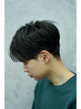 クロムトウキョウ ザ バーバー ネオン 新宿店(CHROM TOKYO the Barber ne/on) メンズ/センターパート/ニュアンスパーマ