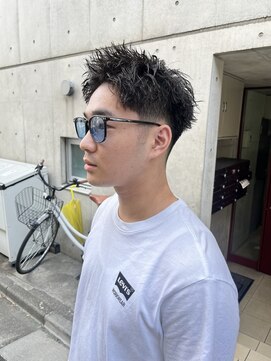 アイズ 海老名(AIZU) ショートツイスト ツイストスパイラル 短髪パーマ フェード