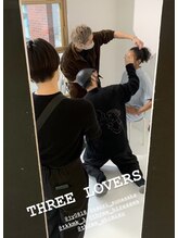 mitスタッフは様々なクリエイティブなヘアメイク現場で活躍し、一流のプロヘアアーティストとして切磋琢磨