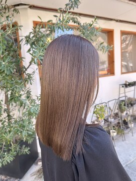 ヘアーラボ ハチ(HAIR LABO HACHI) オリーブグレージュ/セミロング