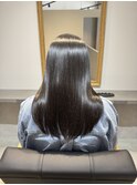 髪質改善ストレートで黒髪さらに美しく