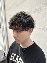 マカロンコワフュールドウシワカマル(macaron coiffure de ushiwakamaru)&nbsp;波巻きツイストスパイラルパーマ