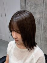 ファルベ(Farbe) 黒髪/オリーブグレー/小顔/ココアベージュ