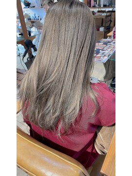 定番ミルクティーグレージュ