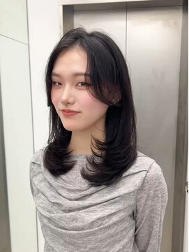 ビューナゴヤ 名駅(VIEW NAGOYA) ミディアム/レイヤーカット/小顔ヘア