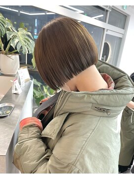 ソワ 北千住(soi) 切りっぱなしボブ×オリーブベージュ×ミニボブ