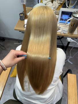 オッジバイケンジ(oggi by KENJE) ブリーチ×トリートメント