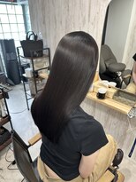 ワイト(&y～waito～)&nbsp;【広がりを抑えて綺麗に伸ばす艶髪ロング】