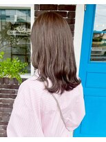 アズグロウ エクラ(AS GROW 'eclat) 前髪くすみベージュレイヤー