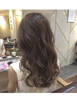 リーヘア(Ly hair) 外国人風フォギーグレージュ