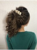 ルーズポニーテール