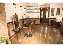 ２階フロアはアンティークなフロア。