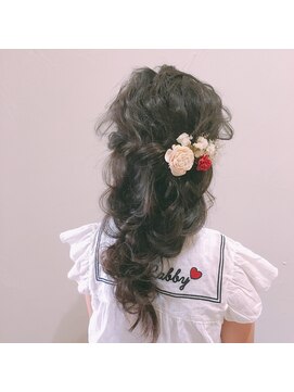 ヌーヌ(NU NU) キッズ　ヘアアレンジ