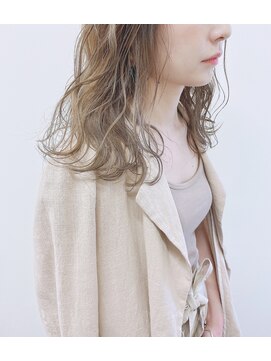 ガーランドウメダ(Garland umeda) リラックスウェーブ＿ミディアム＿0004188