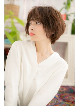 ヘアアンドビューティー ミック(Hair & Beauty miq) 暖色系カラーふんわりくせ毛風前下がりボブa