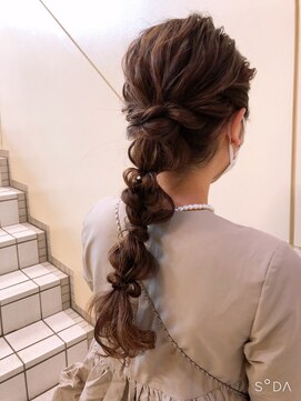 ヘアメイク ジェイエム 編みおろし