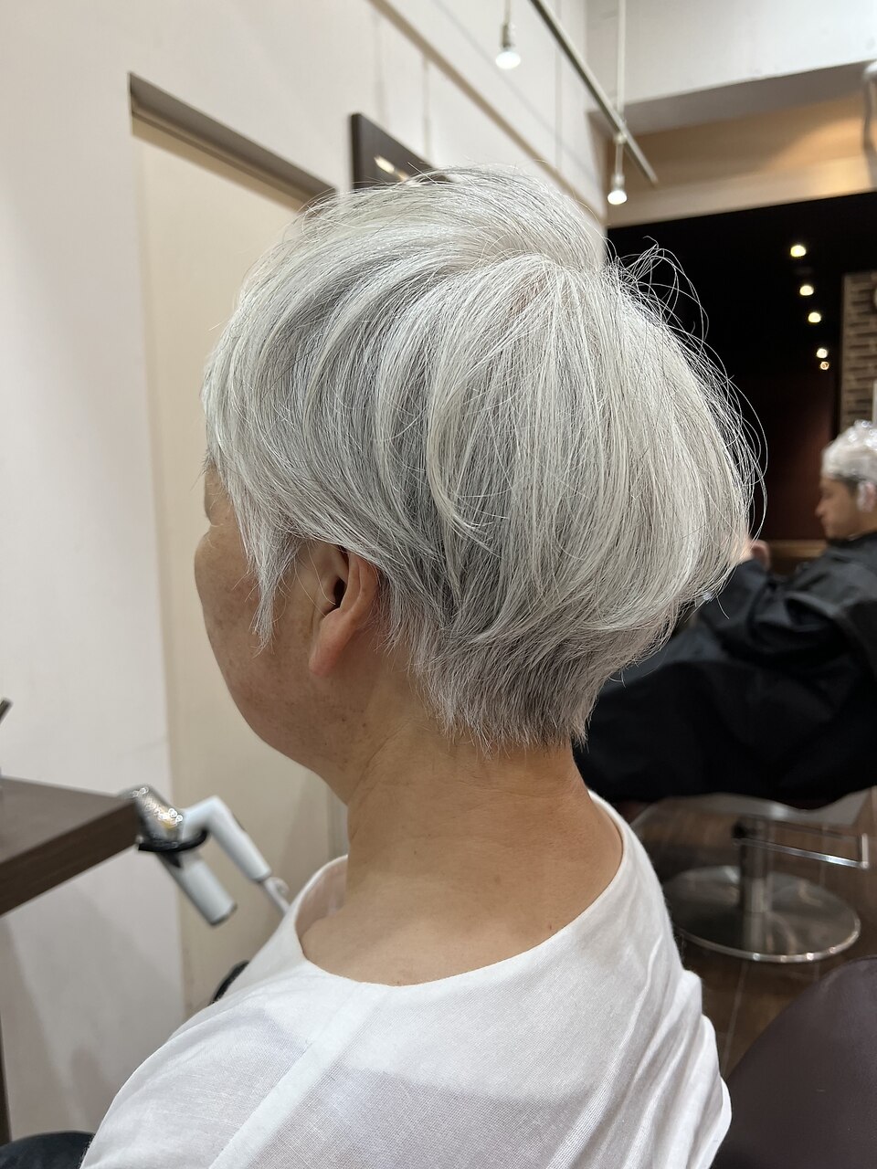 70代エイジングショート：L181830681｜ヘアーアンドメイク ビス