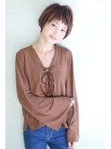 ローライトアッシュブラウン大人かわいい小顔ワンサイドショート