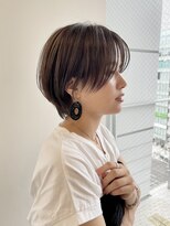 イヴォークトーキョーオーサカ(EVOKE TOKYO osaka)&nbsp;ハンサムショート ストレート グレージュ おしゃれカラー