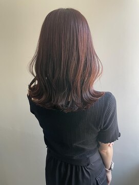 エル セルカ 高田馬場(el CERCA) 韓国風ルビーレッドカラー