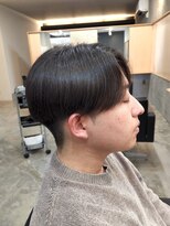 ヒュイル バイ ニアウ(Hwyl by Niau)&nbsp;メンズマッシュセンターパートスパイラルパーマニュアンスパーマ