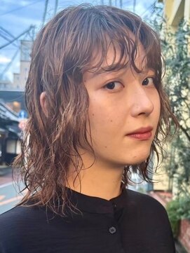 カムジーヘッドカミノウラ(COMEGHEAD KAMINOURA) ダブルカラーイルミナカラーベージュカラーハイライトブリーチ