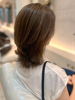 ザビー(THE B)&nbsp;本八幡×ミディアムボブ×ハイライト