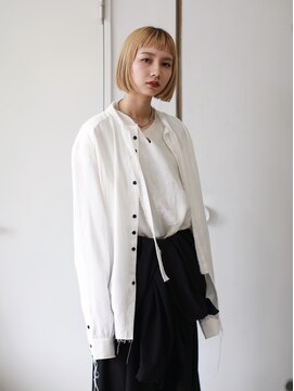 トゥコ(tuco) ボブ　ブリーチ　ブロンド　ミルクティーベージュ