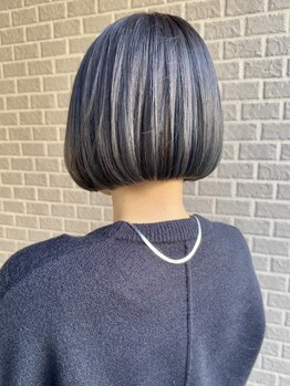 レ セゾン(Les Saisons)の写真/気になり始める白髪ぼかしもお任せ♪気になる白髪も、こだわりの薬剤でしっかりカバーしてくれます☆