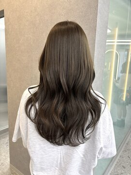 ボタン ハカタ(VOTAN hakata) 市野瀬裕奈/博多/韓国ヘア/オリーブ/ベージュ/レイヤーカット