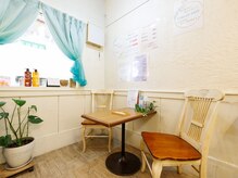 オーガニックカラー専門店 リリー 天理店(Lily)の雰囲気(空き時間を有効活用◎気になる根元の白髪染めもスピーディ施術!)