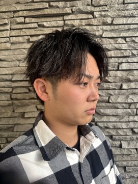 ハイバレーヘアーメゾン(HIGH VALLEY HAIRMAISON) センターパートメンズパーマツイストスパイラル