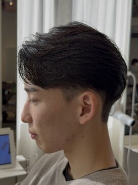 アコロン(acoron.) センターパート/毛流れ/池袋メンズカット