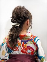 ネオリーブ クーロ(Neolive curro) ふわふわダウンアレンジ♪