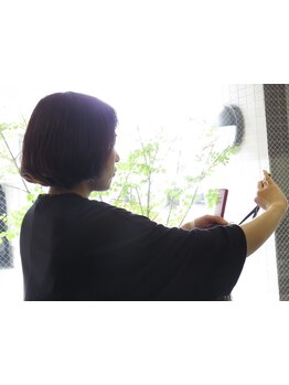 【初めての方にもおすすめ】カットからシャンプー、セットまで全てスタイリストのマンツーマン施術で安心◎