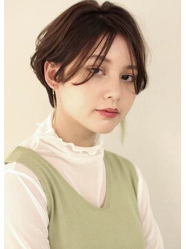 サーカス バイ ビュートリアム 青山(CIRCUS by BEAUTRIUM) ふんわり　すっきり　手入れ簡単　ショートヘア　耳掛けショート