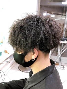 ミューズ 新小岩店(HAIR&NAIL MUSE) ツイストパーマメンズスパイラルパーマツーブロックショート