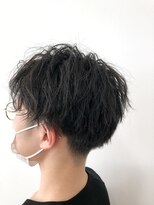 ヘッズ 本八幡店(HEADS)&nbsp;メンズショート　マッシュ　センターパート　メンズパーマ