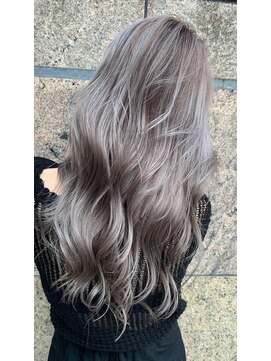 エイル 茶屋町(Eir) 【ハイライト】【ブリーチ】【ダブルカラー】【トリートメント】