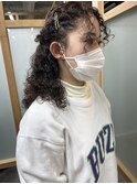 癖毛を活かしたアレンジです！