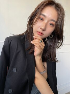 ロフティー 清澄白河(LOFTY) 韓国風ヘア/センターパート/外ハネミディ/清澄白河/錦糸町