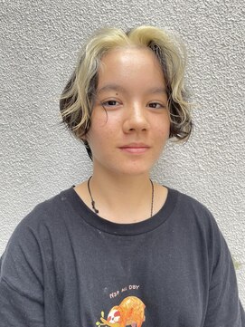 フェイス 石川町 (FACE) 抜きっぱなし前髪インナーカラー