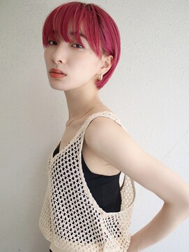 ブゾン(buZon) 【buZonブゾン】耳掛けショート×ビビッドピンクカラー