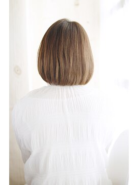 シュシュット(chouchoute) 髪質改善前髪インナーグレージュピンクベージュマチルダボブ/142