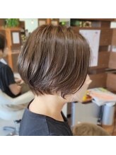 ハイライトカラーだけじゃない！ワンカラーでもデザイン性溢れるatorieのヘアスタイル＊[岸和田]