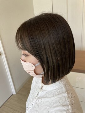 クララ トヨハシ(CLALA Toyohashi) ツヤ感ベージュ♪