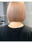 まとまるボブ/ハイトーンボブ/ミルクティーベージュ