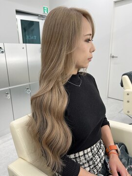 テイス 新宿(TACE) ミルクティーベージュ[ネビージュ/黒髪/小顔/新宿]