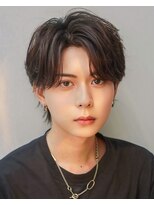 オーシャントーキョー 渋谷神南(OCEAN TOKYO) 黒髪ツーブロック人気フェザー