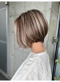 ハイライトオシャレヘア艶髪